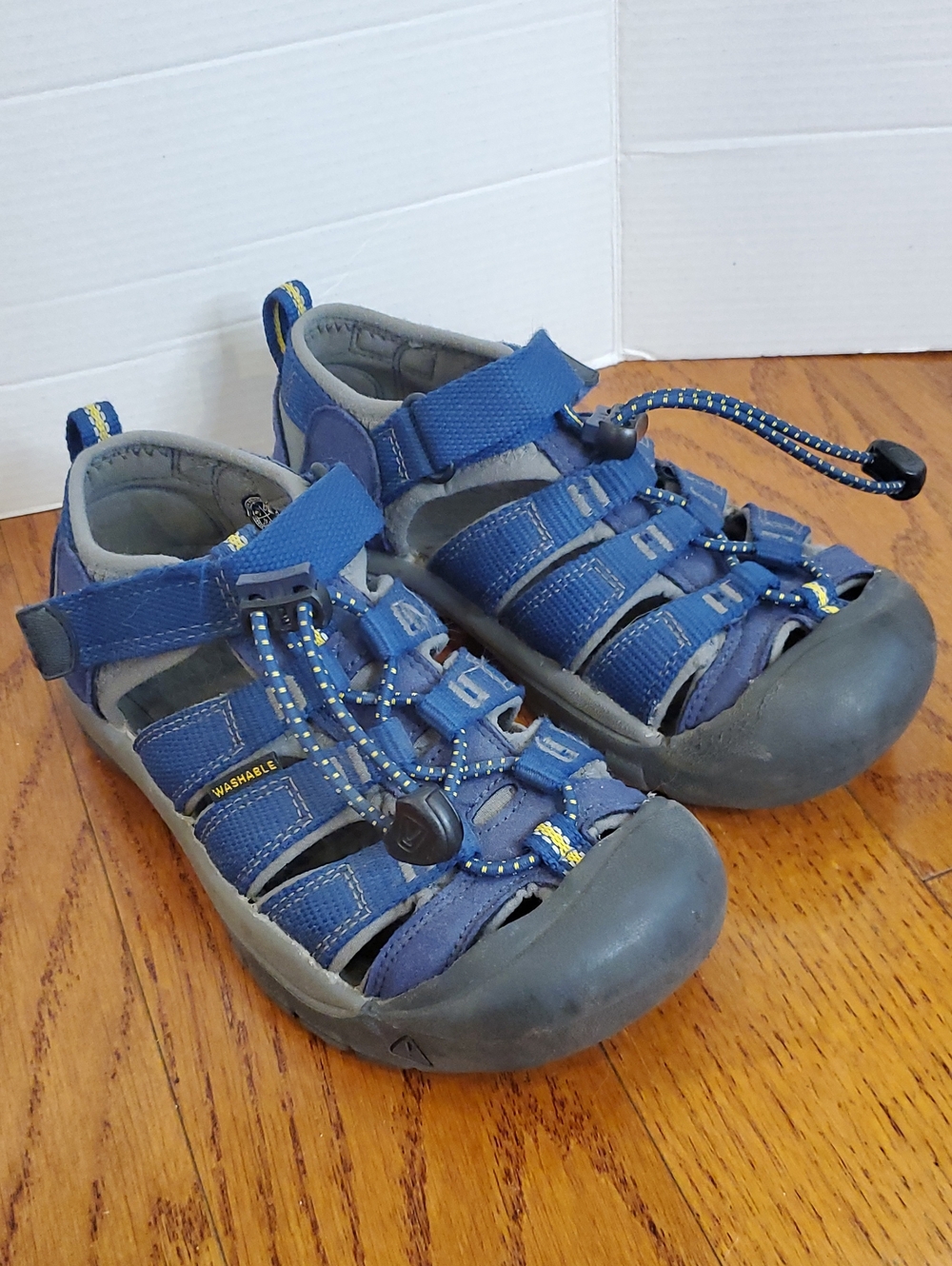 KEEN Blue Kids' Closed-Toe Sport Sandals Sz 13